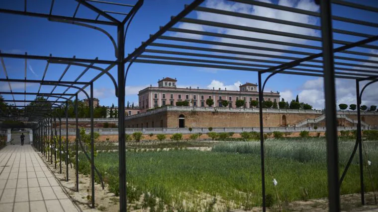 Exterior del palacio del Infante Don Luis de Boadilla