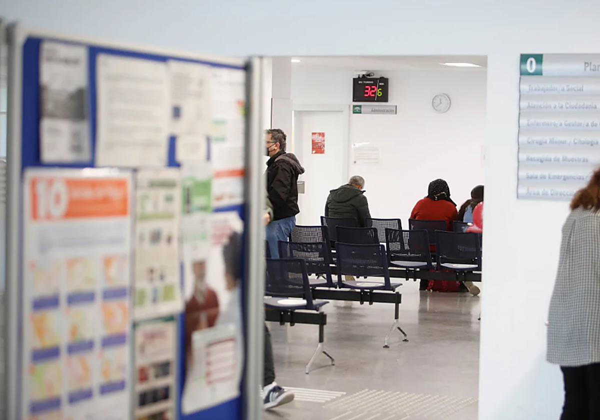 Sala de espera en un centro de salud de Córdoba