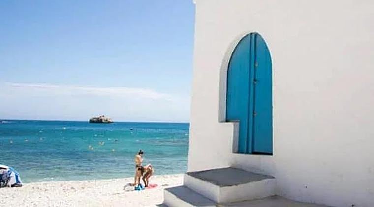 La cala de Alicante más popular que parece un escenario de las islas griegas: dónde está y cómo llegar