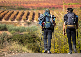 El Camino de Santiago Primitivo, del origen del peregrinaje en Galicia a Patrimonio de la Humanidad: etapas, recorrido y recomendaciones