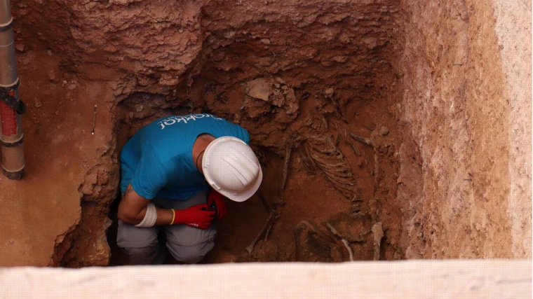 La exhumación de fosas comunes del cementerio de Manzanares puede estar para final de esta legislatura