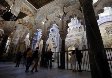 Los turistas superan por primera vez los 80 euros diarios de gasto por visitante en Andalucía