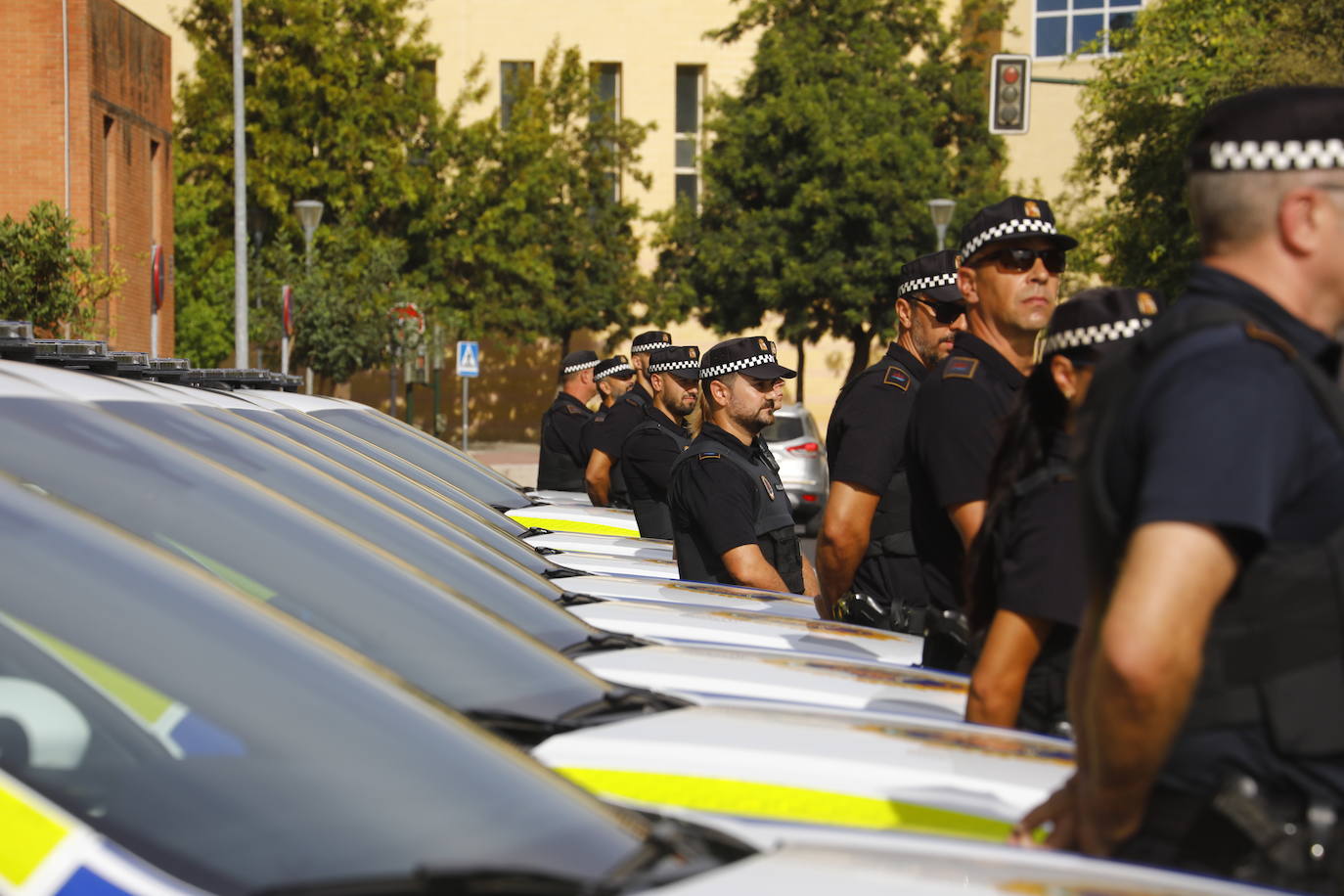 Fotos: la presentación de los flamantes coches de la Policía Local de Córdoba