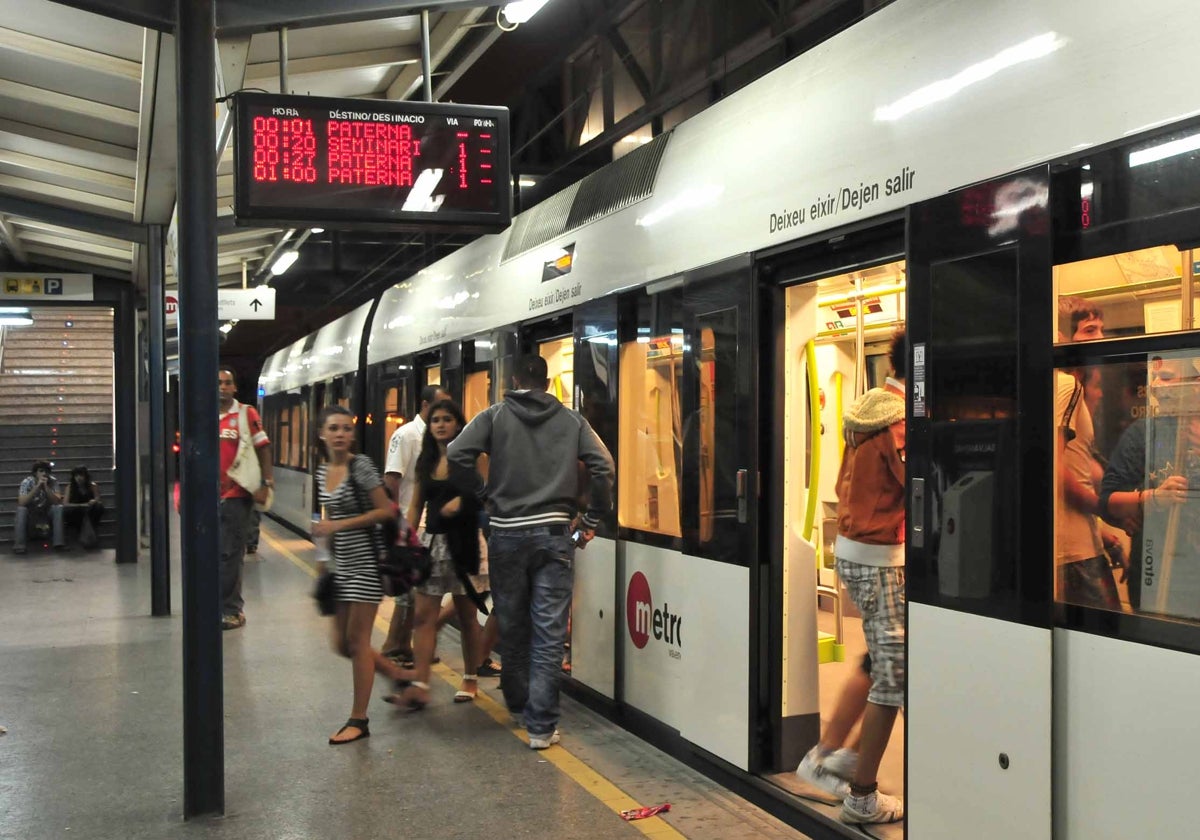 Imagen de archivo de un tren de Metrovalencia