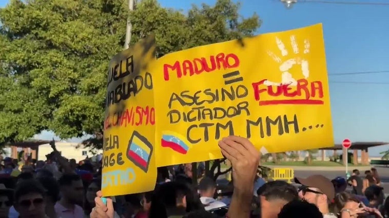 Venezolanos protestan en Santa Cruz de Tenerife