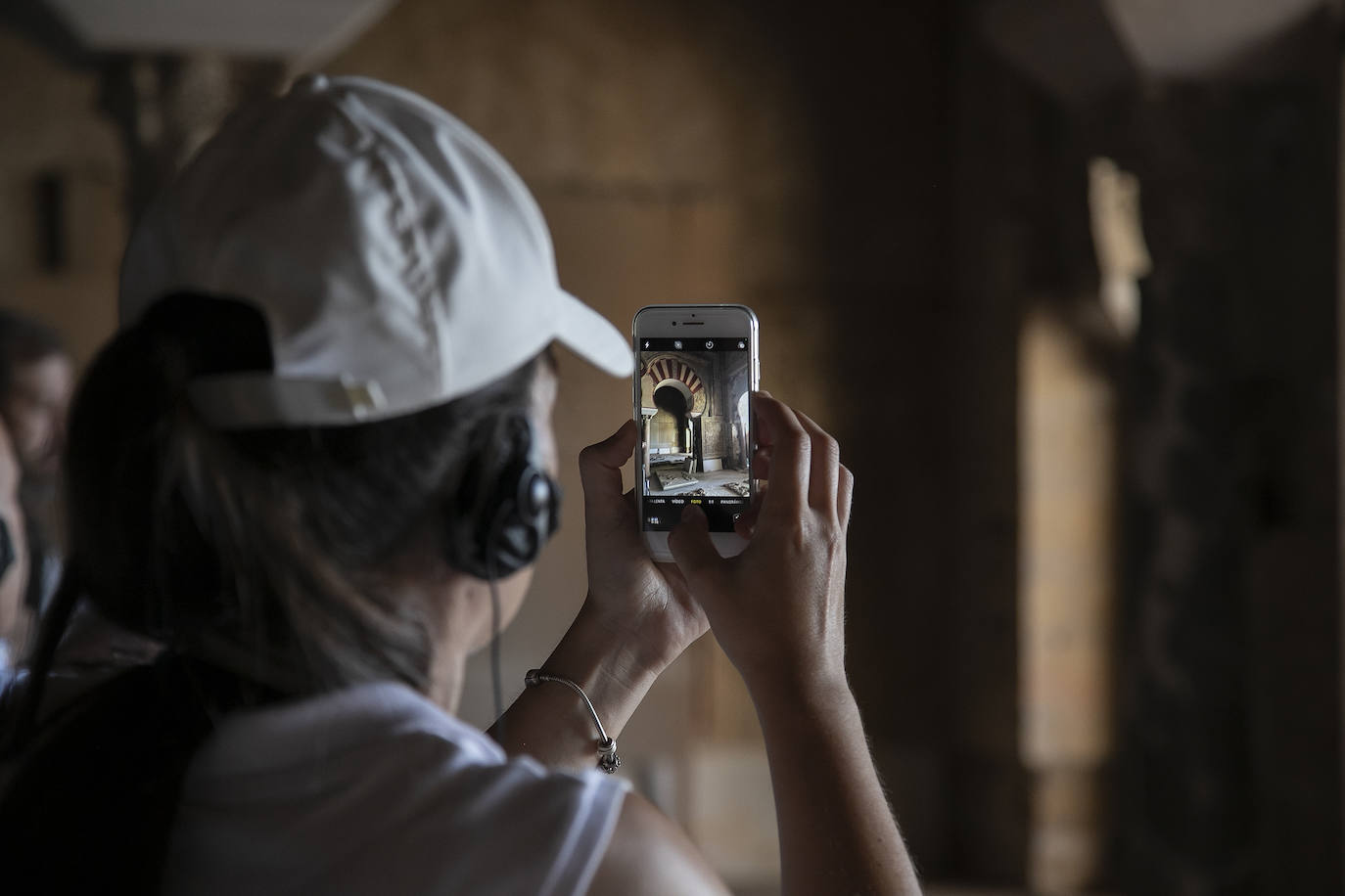 Fotos: la visita al imponente Salón Rico de Medina Azahara