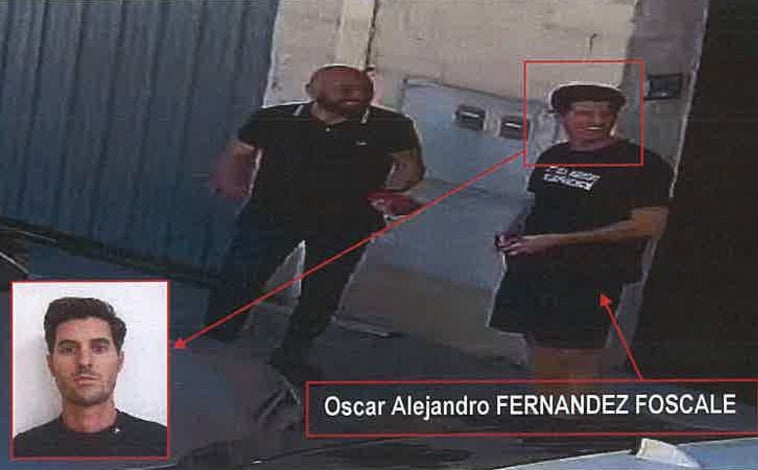 Imagen principal - Los miembros de la organización como Alin Traian y su hijo Mario, Hesam Peiravi o colaboradores como Óscar Alejandro fueron captados por imágenes durante los seguimientos 