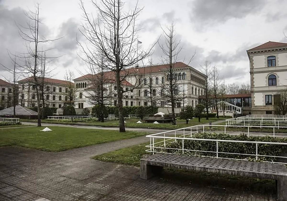 La sede del gobierno gallego, en San Caetano (Santiago)