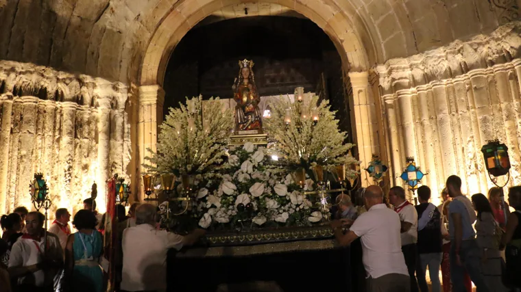 Multitudinaria Procesión de los Faroles, en honor a la Virgen de la Mayor de Sigüenza