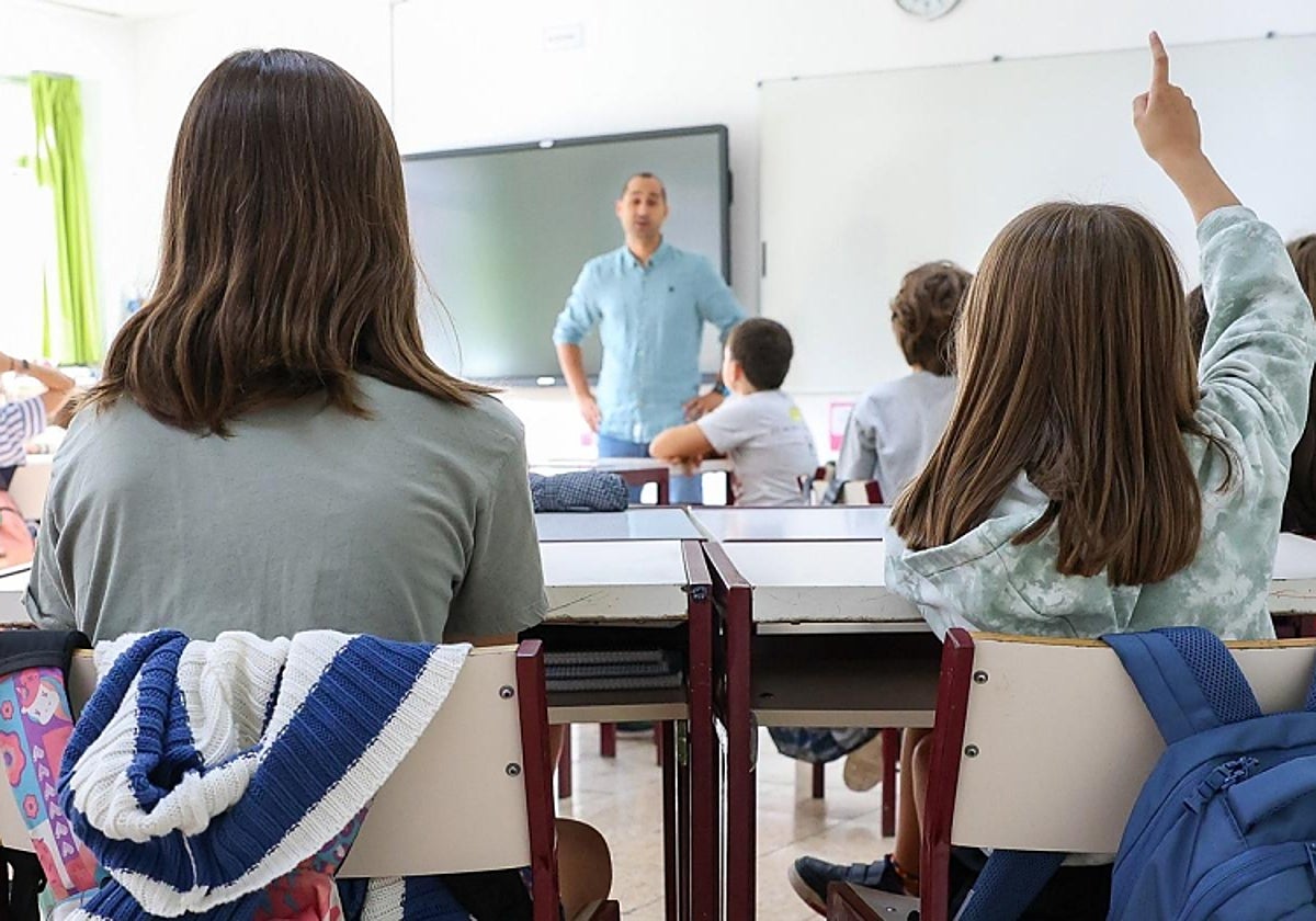 Imagen de archivo de una clase de un colegio público