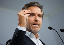 Sémper tilda de «despojos políticos de la humanidad» a Monedero y Maduro por acusar de «falangista» a Ayuso