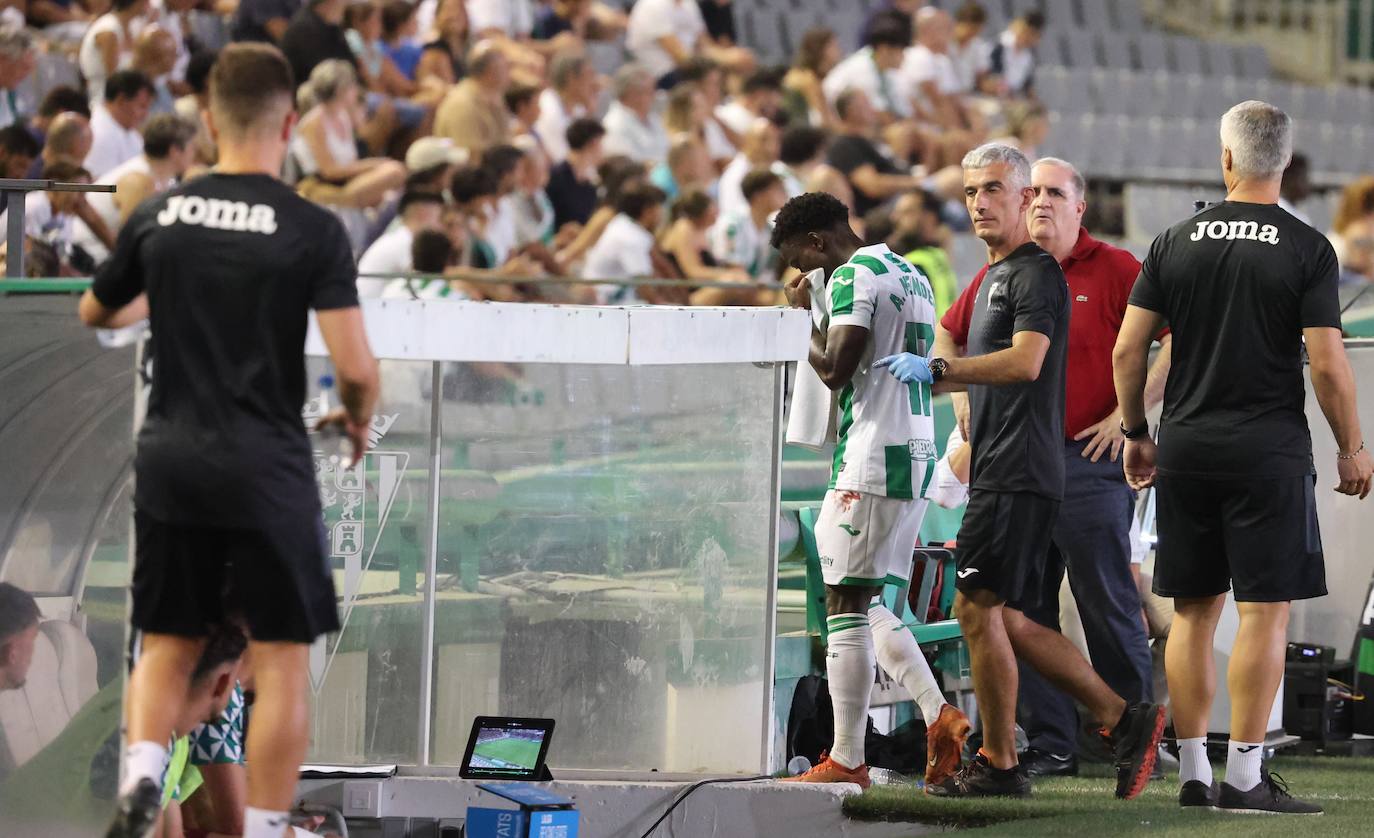 Fotos: El emocionante empate del Córdoba CF ante el Burgos en El Arcángel