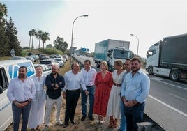 Alcaldes del PP critican que la autopista Sevilla-Cádiz se ha convertido en «un laberinto» y piden el tercer carril