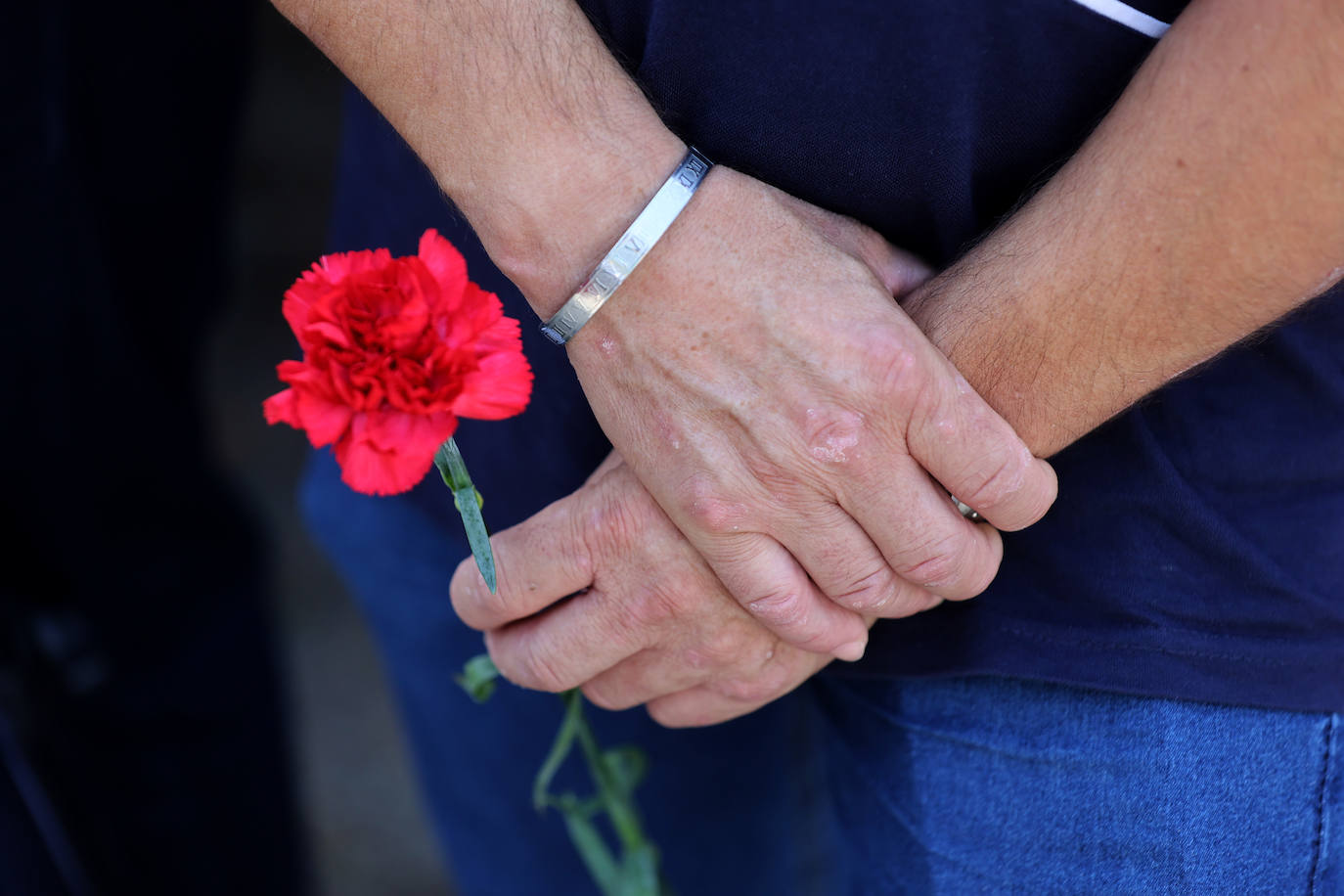 Fotos: el homenaje a Manolete en el cementerio de la Salud de Córdoba