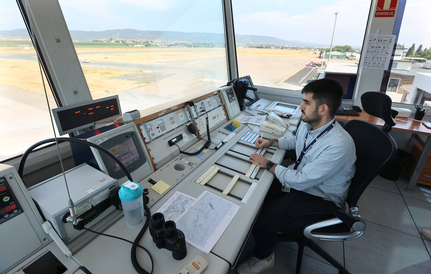 Fotos: el día a día del funcionamiento del aeropuerto de Córdoba