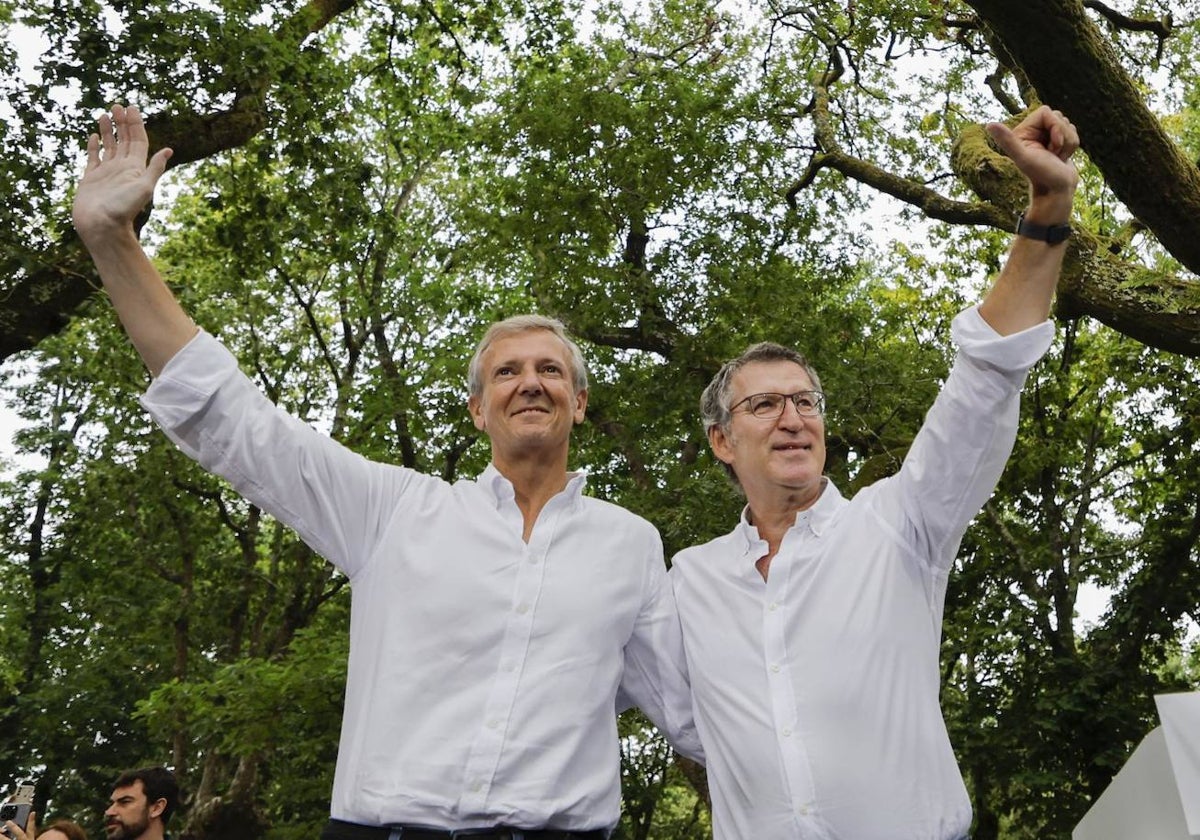 Alfonso Rueda y Alberto Núñez Feijóo, este sábado en el acto de inicio del curso político