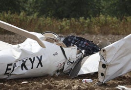 La mujer herida en un accidente mortal de avioneta en Córdoba pasa a planta en el hospital Reina Sofía