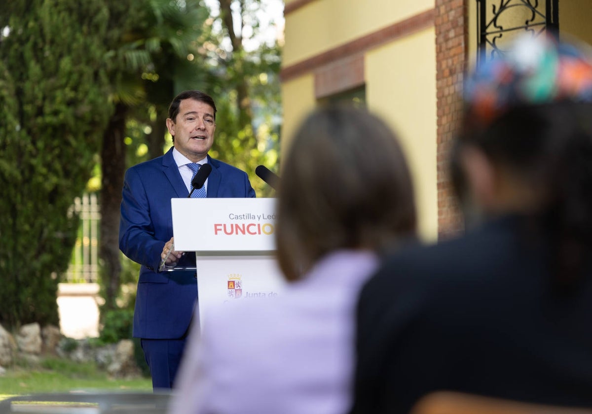 Mañueco, durante su intervención ayer ante los medios de comunicación