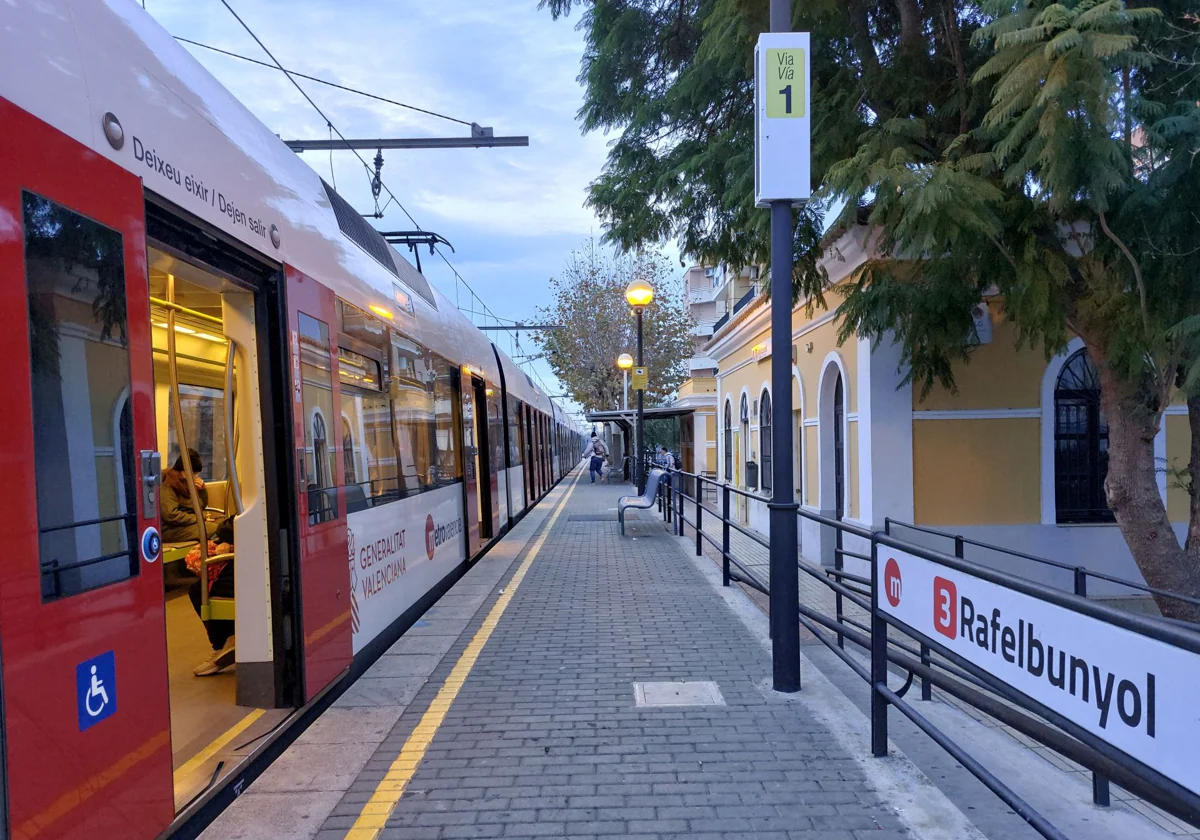 Imagen de archivo de la estación de Metrovalencia en Rafelbunyol