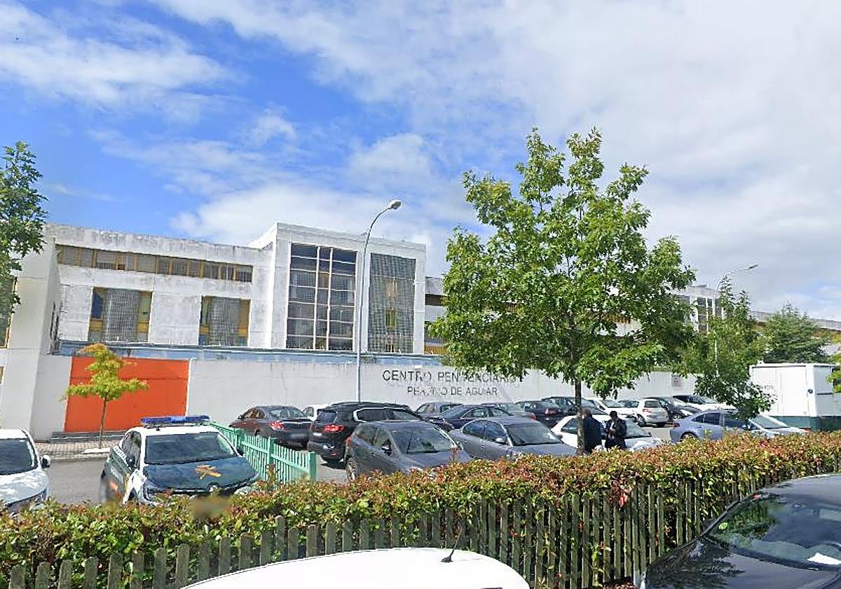 Suspenden a una funcionaria de prisiones que dejó su puesto para tener relaciones con un interno en Orense