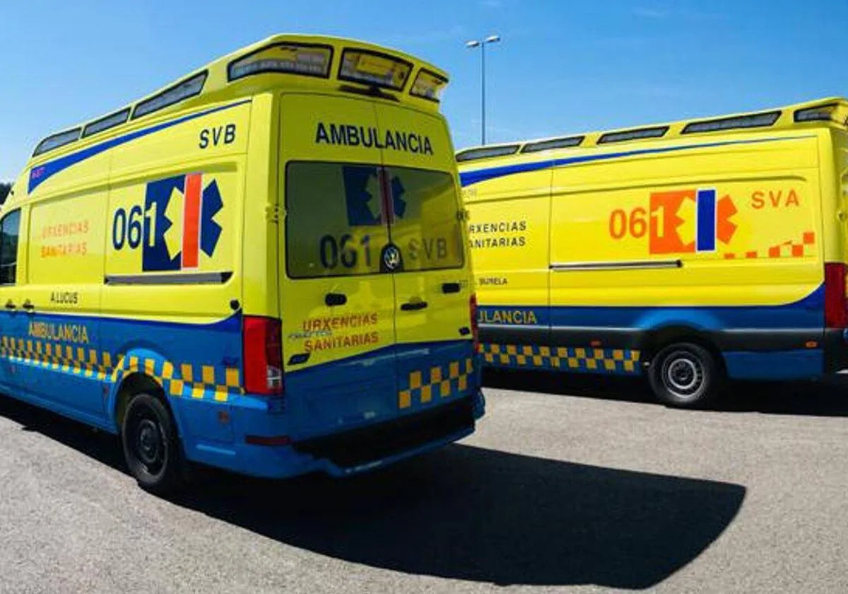 Imagen de archivo de ambulancias de Urgencias de Galicia-061