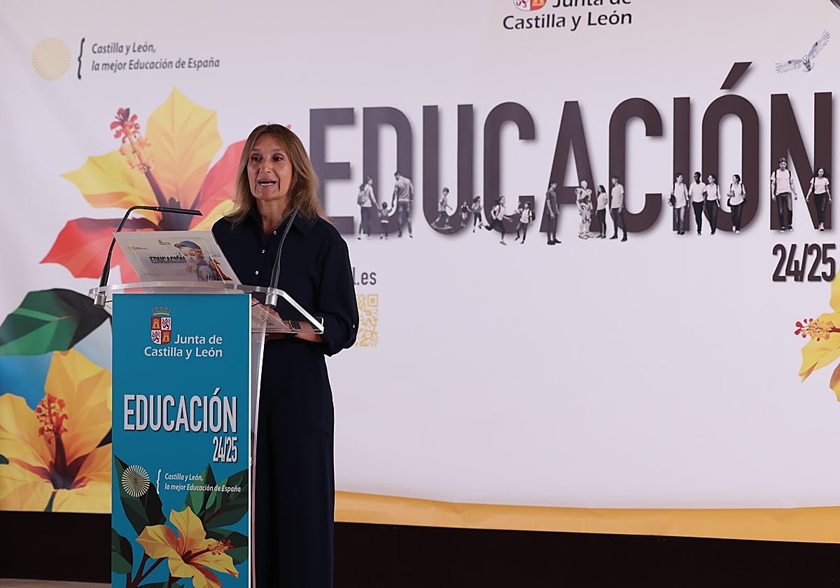 La consejera de Educación, Rocío Lucas, presenta el nuevo curso escolar