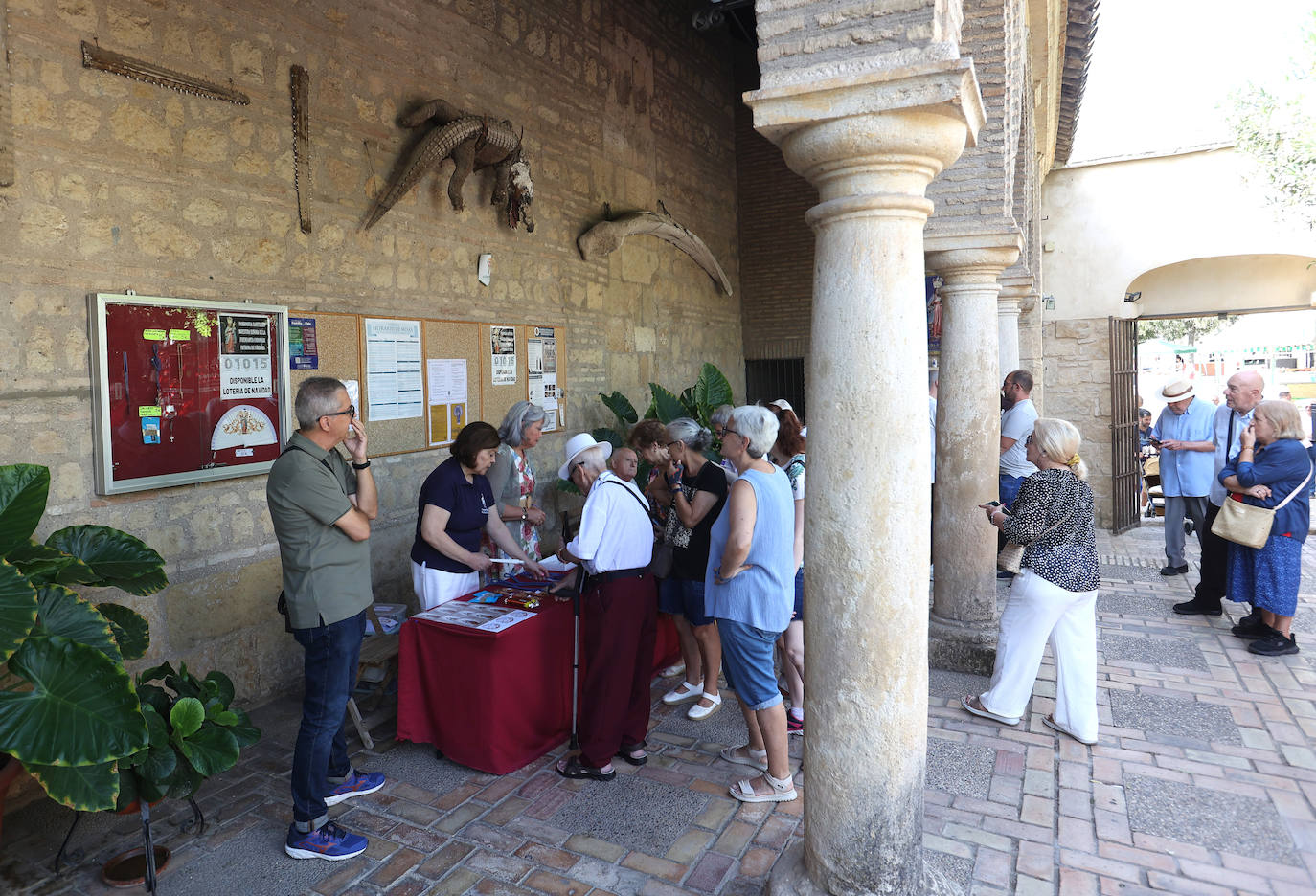 La solemne misa por el día de la Virgen de la Fuensanta, en imágenes