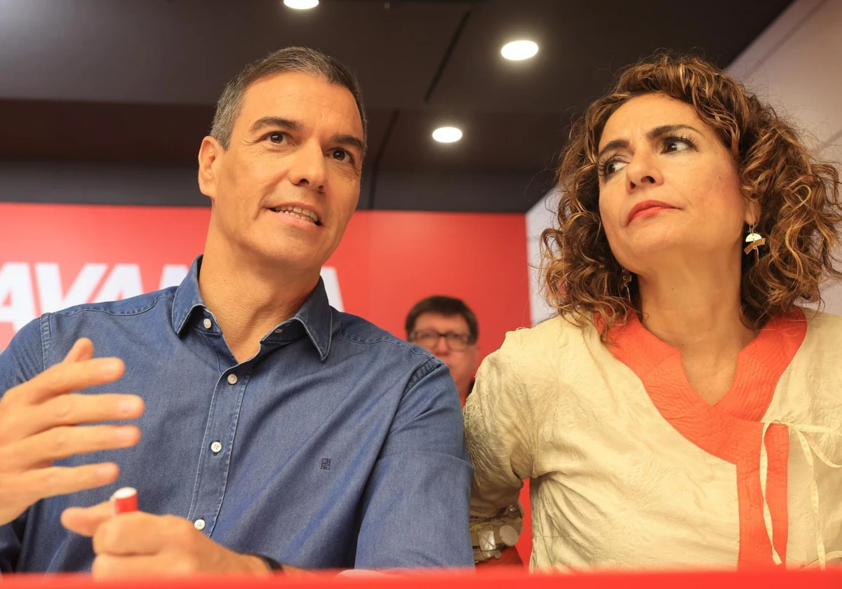 Pedro Sánchez y María Jesús Montero, en el Comité Federal del PSOE