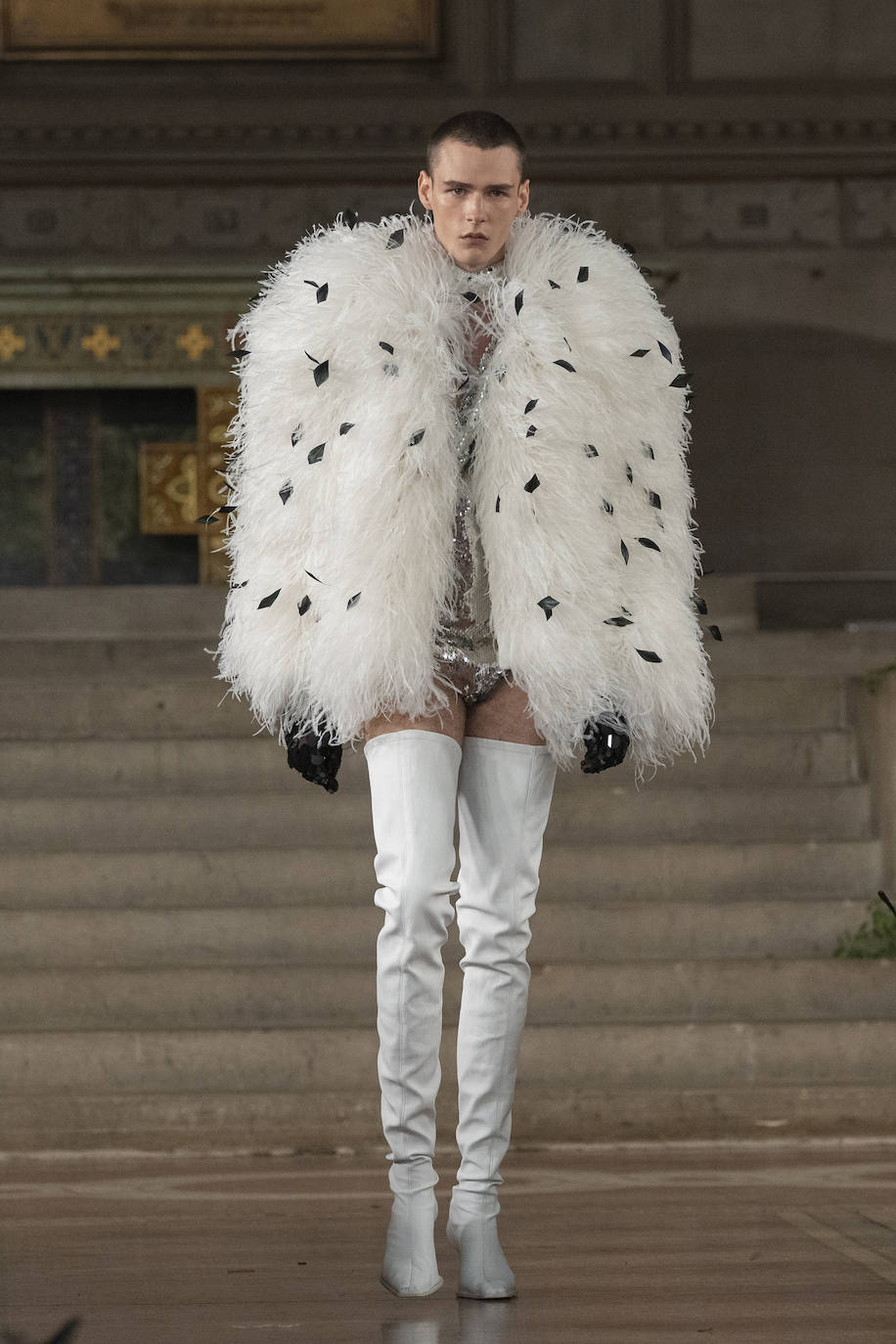 En imágenes, Palomo Spain sube al séptimo cielo en Nueva York con su nueva colección