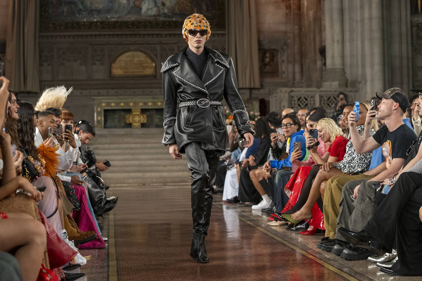 En imágenes, Palomo Spain sube al séptimo cielo en Nueva York con su nueva colección