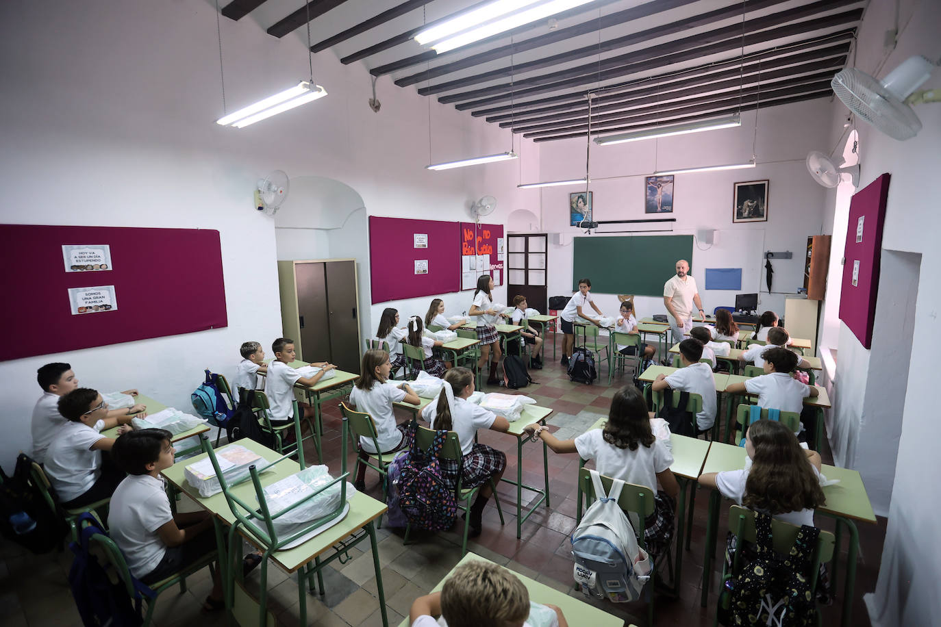 La vuelta al cole en Córdoba, en imágenes