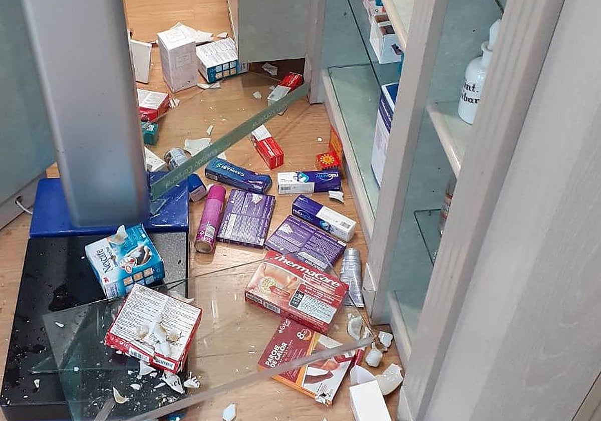 La farmacia asaltada, tras el paso del ahora detenido