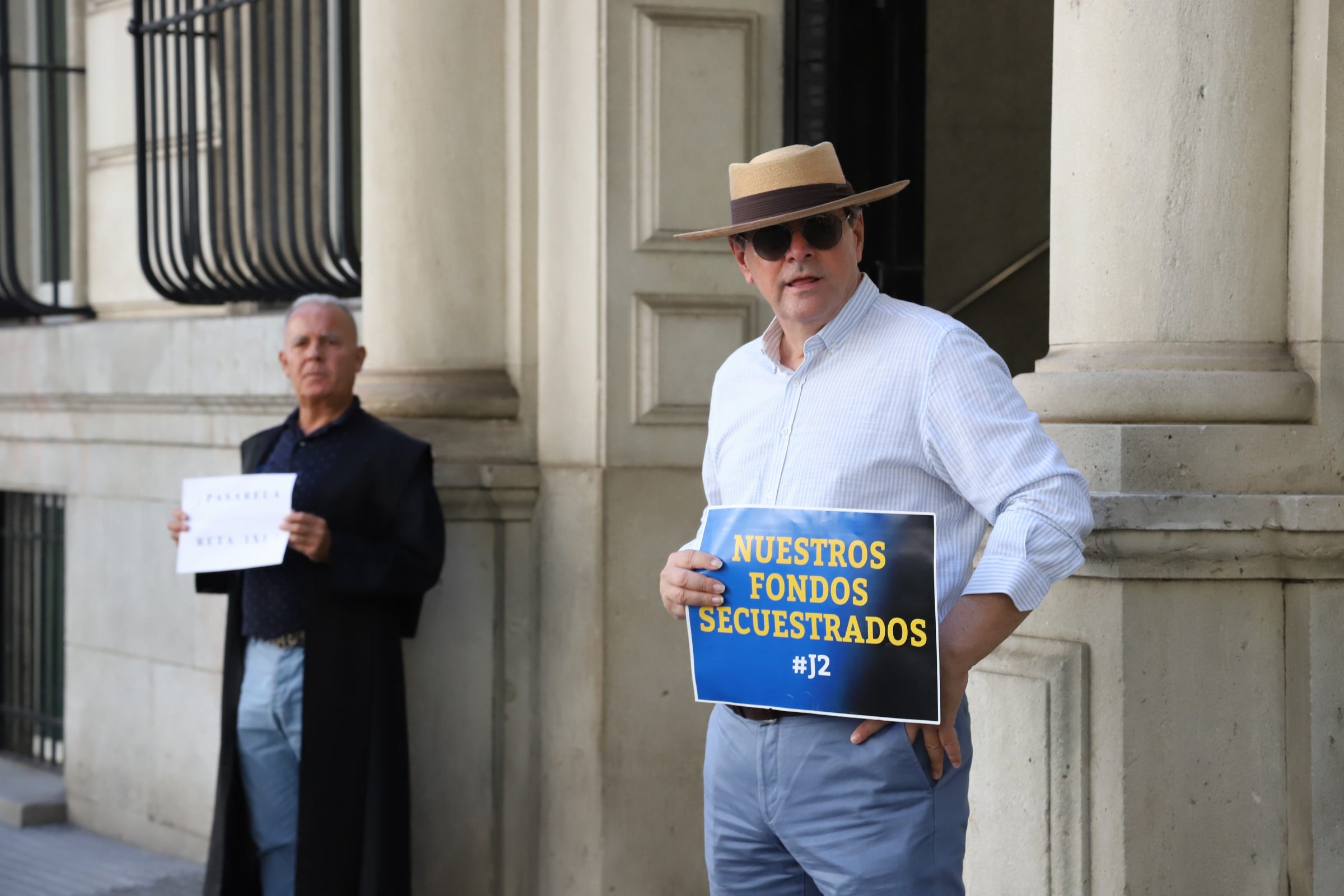 Fotos: la protesta de los abogados y procuradores cordobeses por sus pensiones