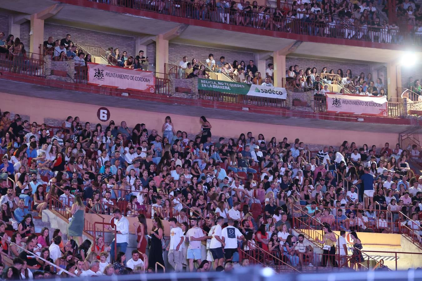 Fotos: el concierto de Melendi en la Plaza de Toros de Córdoba