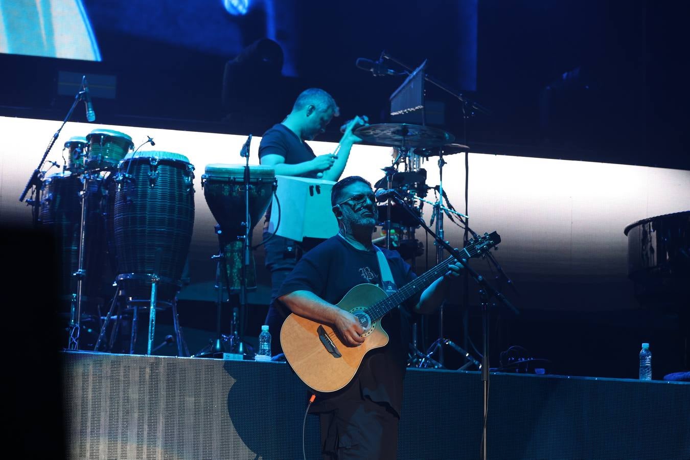 Fotos: el concierto de Melendi en la Plaza de Toros de Córdoba