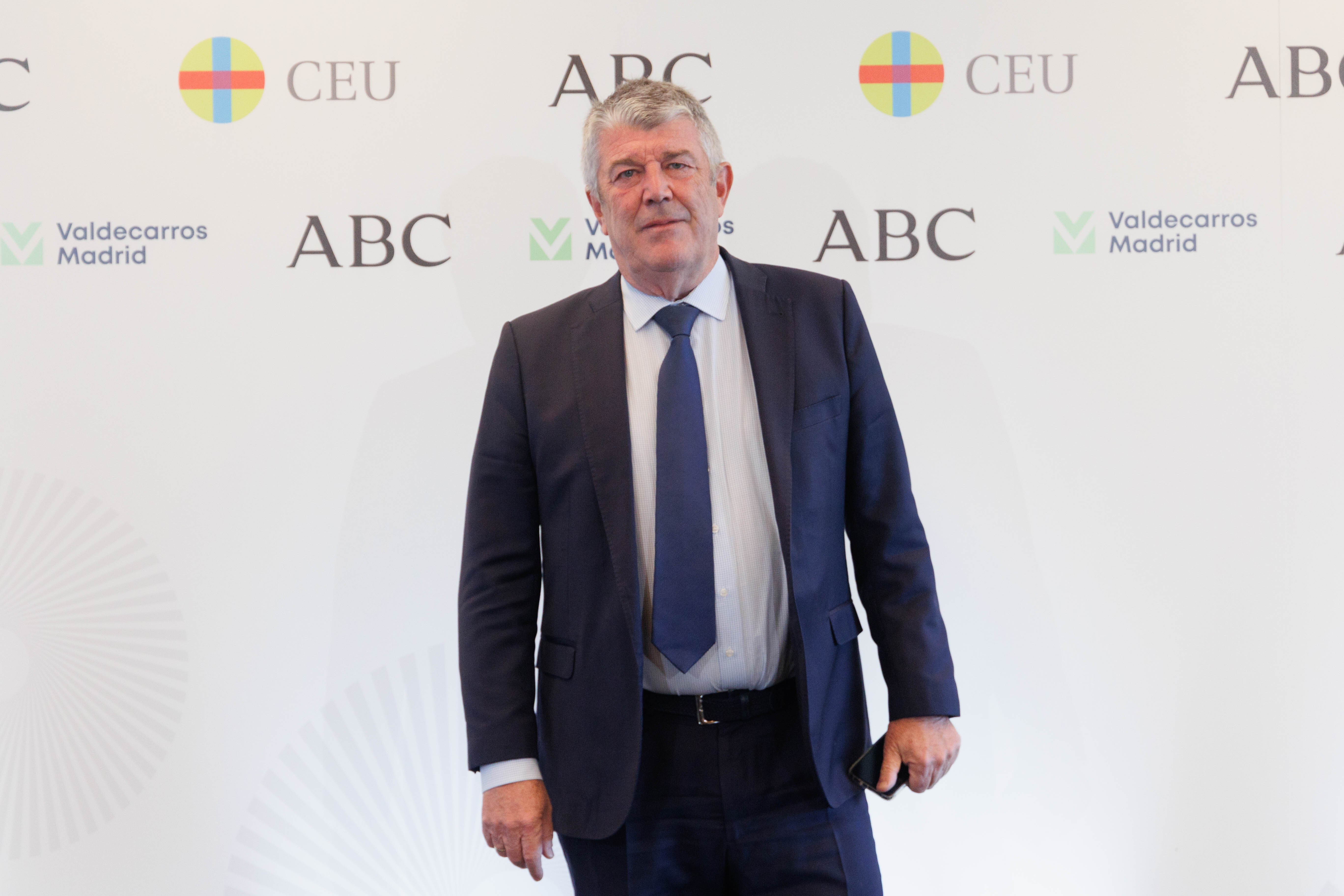 El director de OHLA, Antonio Valadés, llega al Foro ABC.