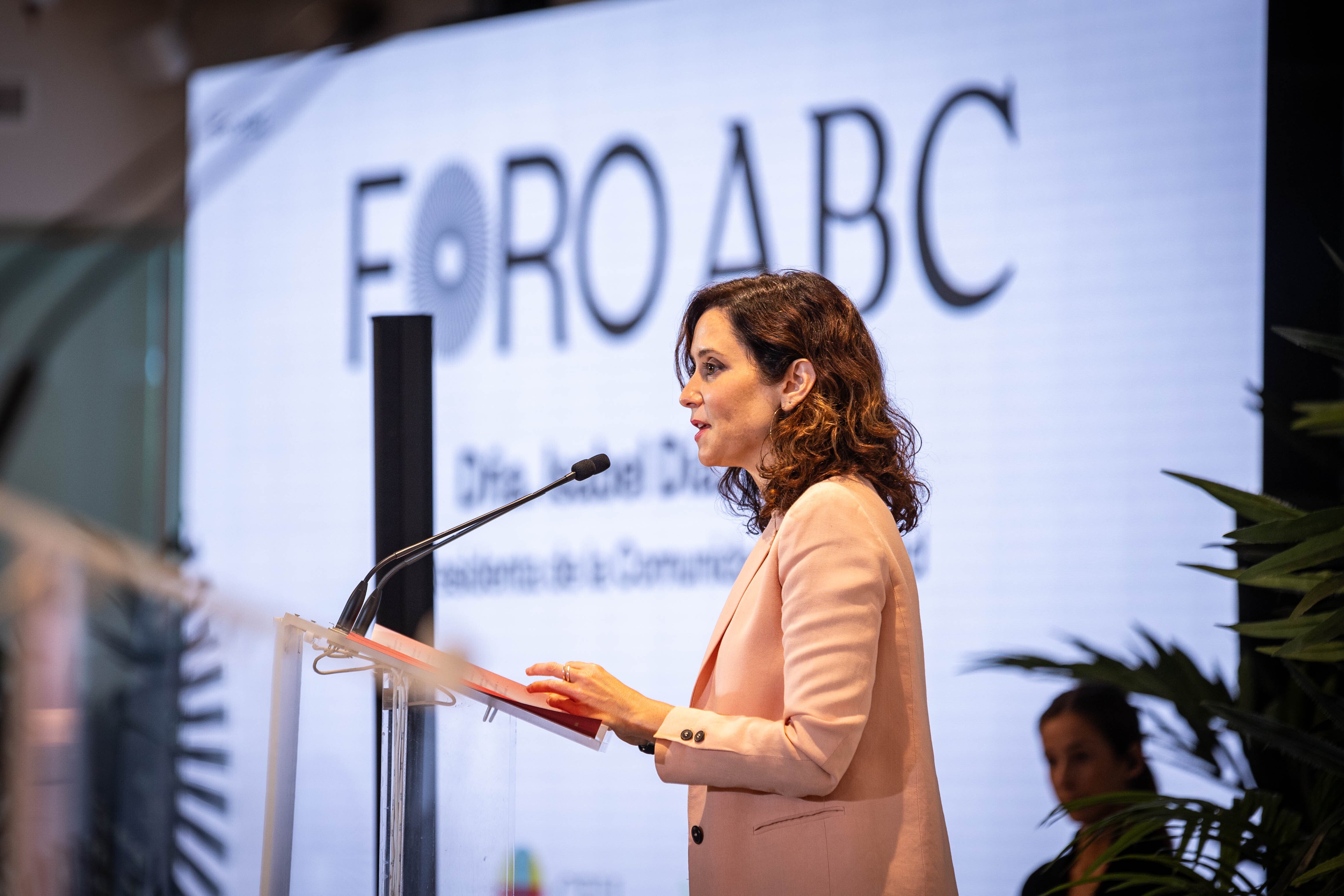 La presidenta de la Comunidad de Madrid, Isabel Díaz Ayuso, participa en el Foro ABC.