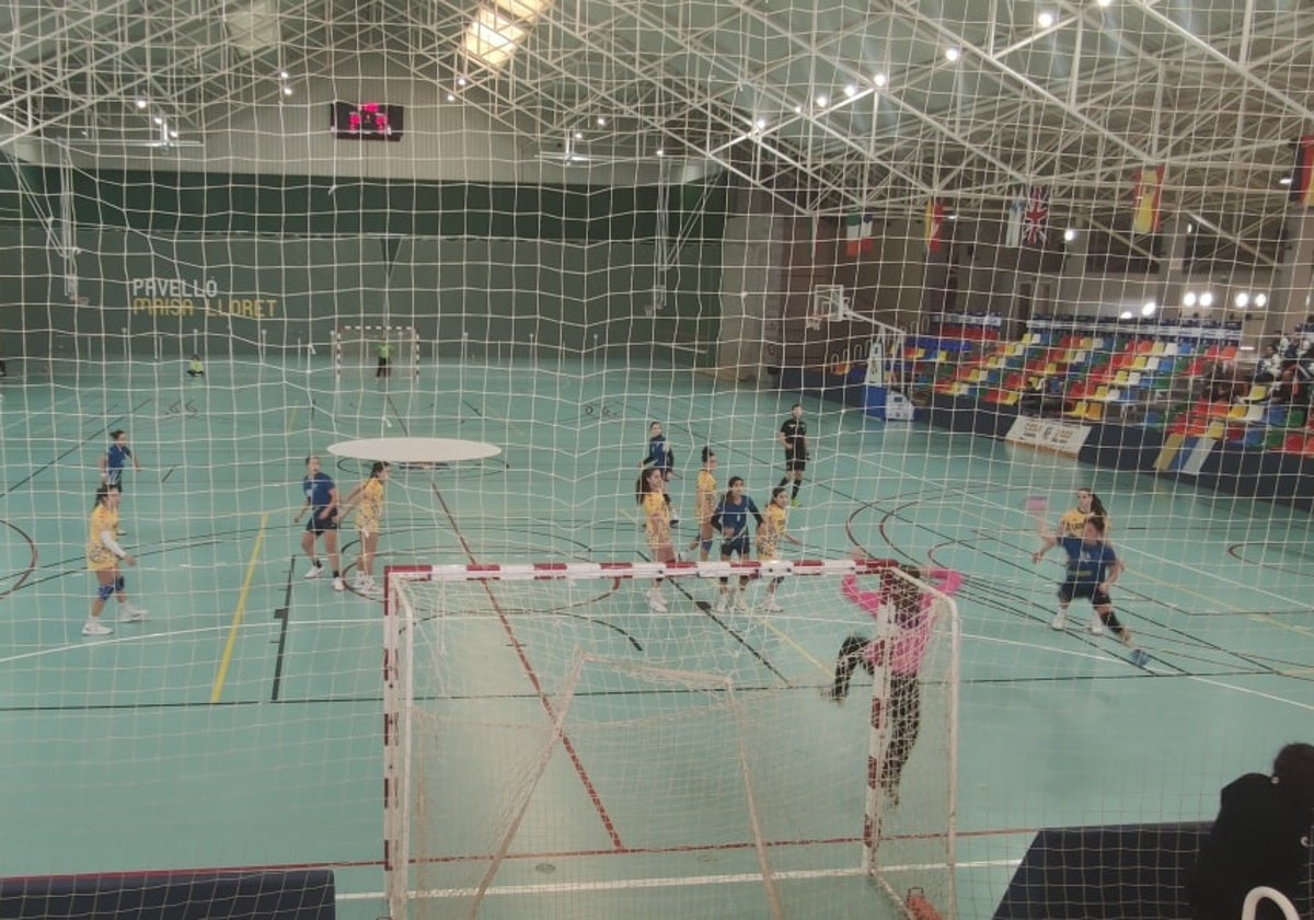 Imagen de un partido de balonmano difundida por el Ayuntamiento de Villajoyosa en sus redes sociales