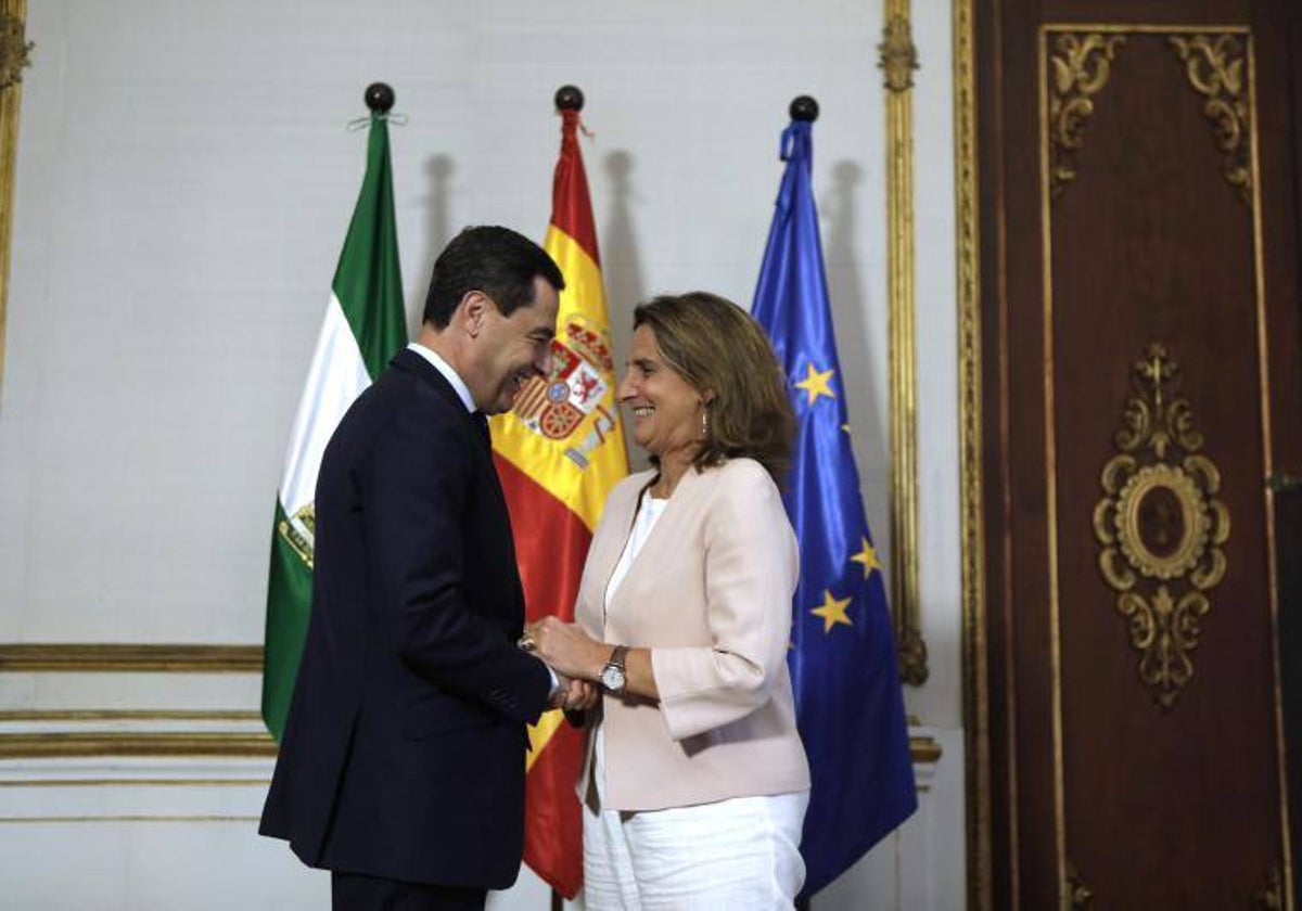 Juanma Moreno y Teresa Ribera