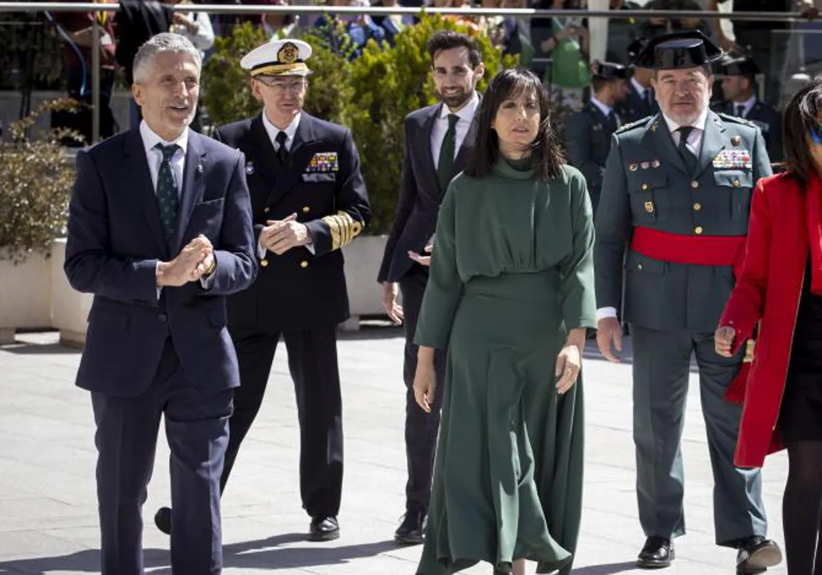 La nueva directora de la Guardia Civil, Mercedes González, junto al ministro de Interior, Fernando Grande-Marlaska