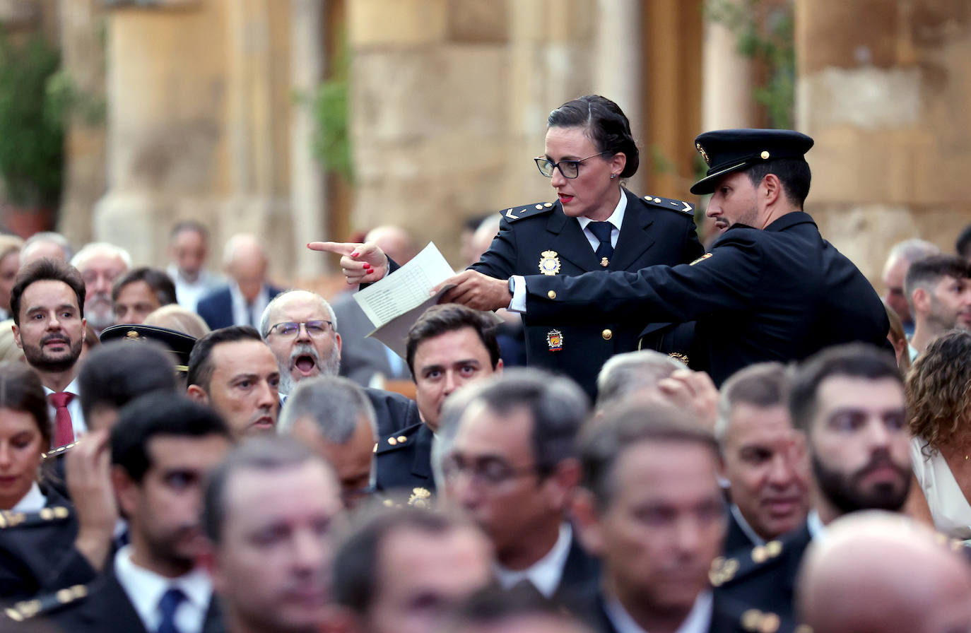 La gala de los 200 años de la Policía Nacional en Córdoba, en imágenes