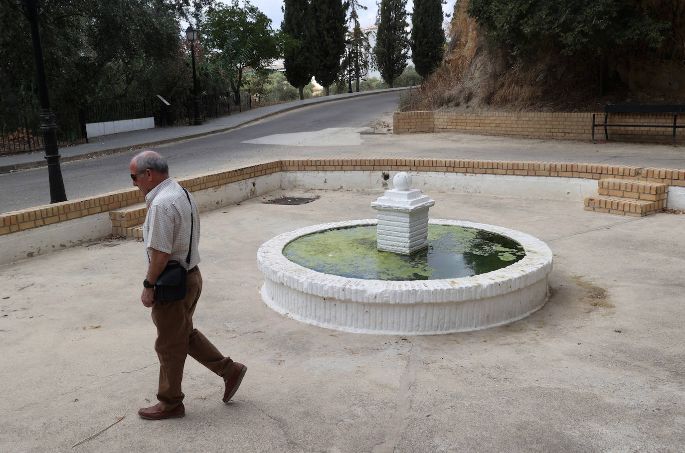 Fotos: La Rambla y Montalbán a la sombra del virus del Nilo