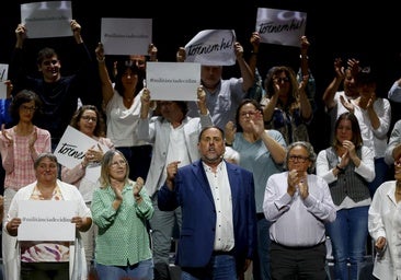 Junqueras lanza su candidatura con un gesto de fuerza y un ataque frontal a Marta Rovira