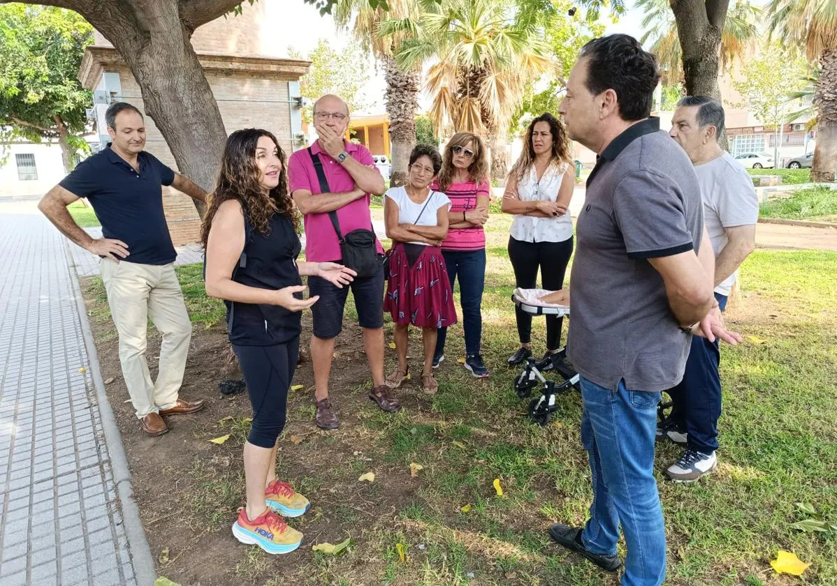 Reunión de vecinos de Huerta de la Reina