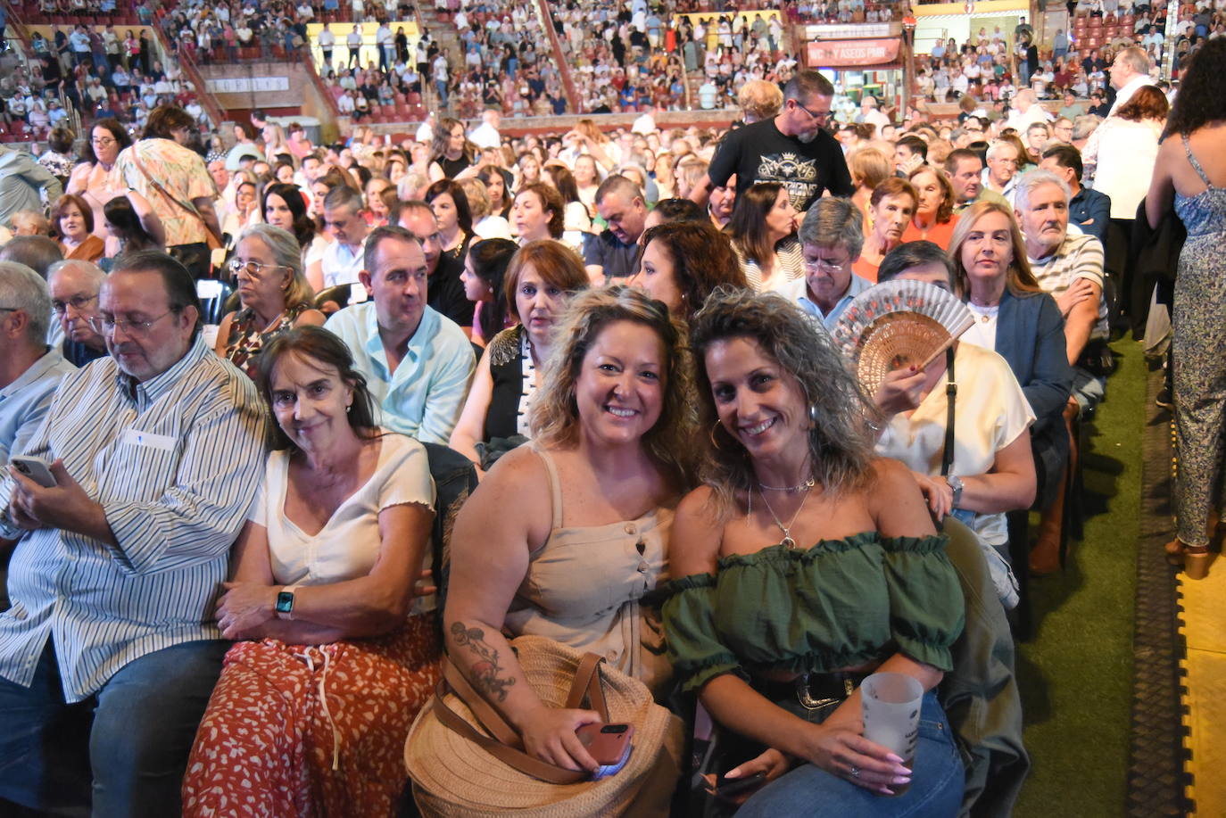El &#039;Bis a bis&#039; multitudinario de Los Morancos en Córdoba, en imágenes
