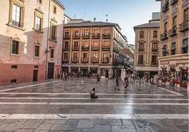 ¿Por qué la Plaza de las Pasiegas de Granada se llama así? Este es el origen de su nombre