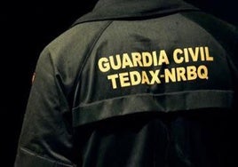 Un guardia civil de paisano y una vecina salvan a un anciano de 93 años que se desangraba en Gandía