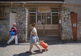 La Fiscalía denuncia las presuntas terapias de conversión sexual de un profesor en un colegio de Valencia