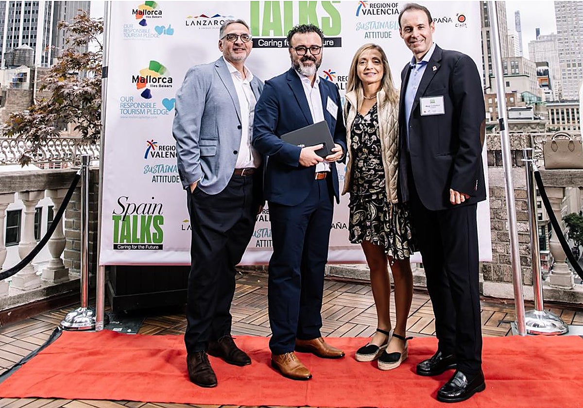 Representantes de Turisme Comunitat Valenciana en el evento en Nueva York