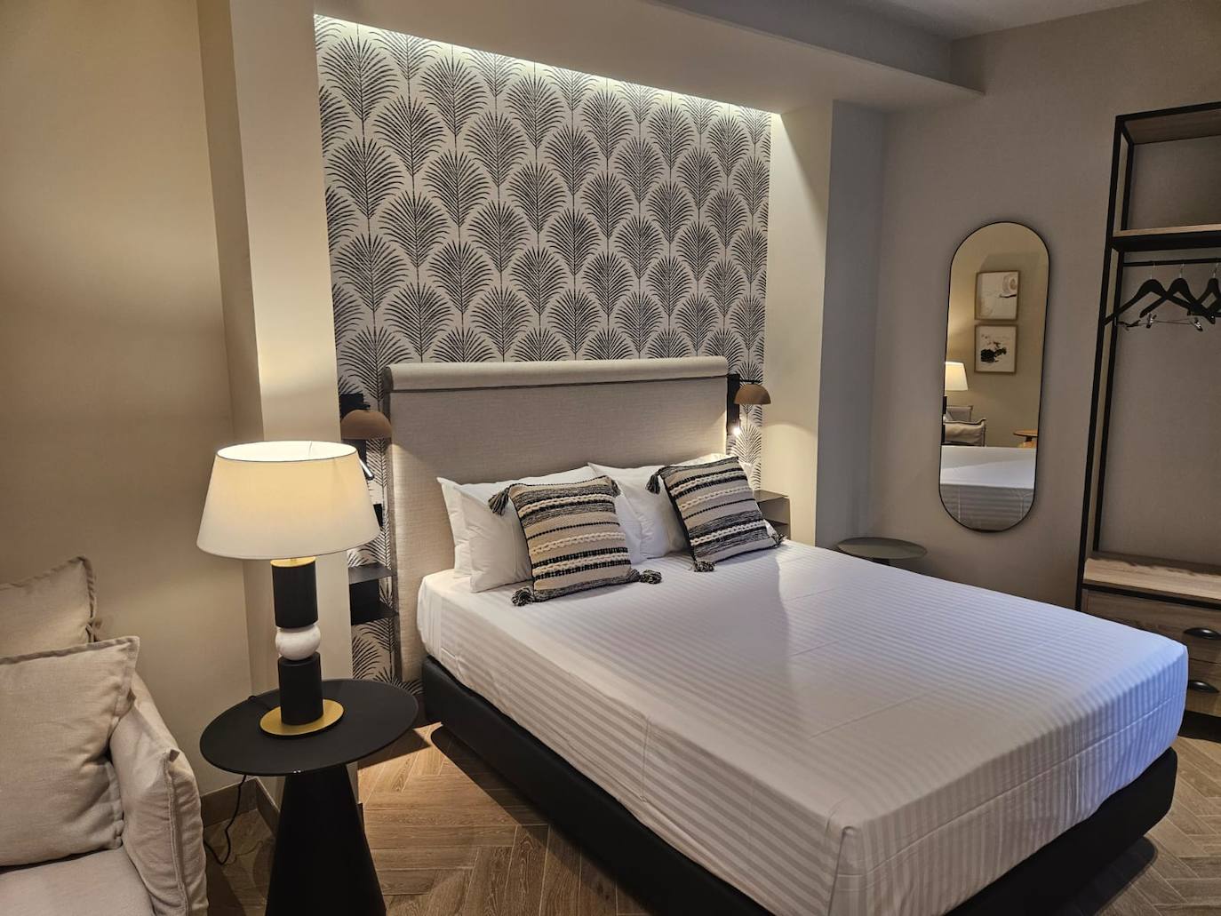 Fotos: los espectaculares nuevos apartamentos turísticos de la plaza del Potro